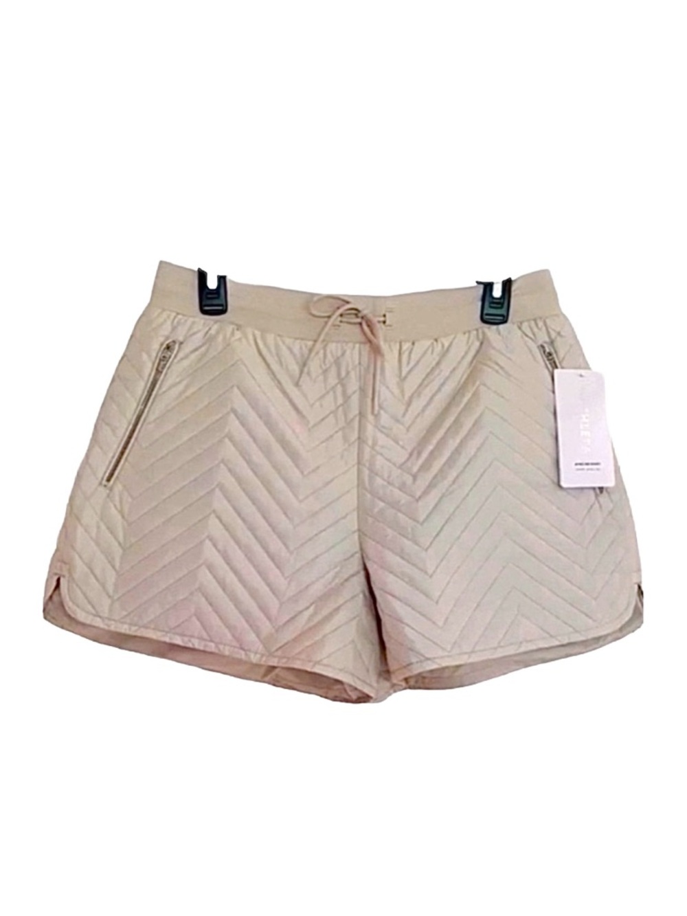 ATHLETA ~ Women’s quilted herringbone pattern neutral color gym shorts s…